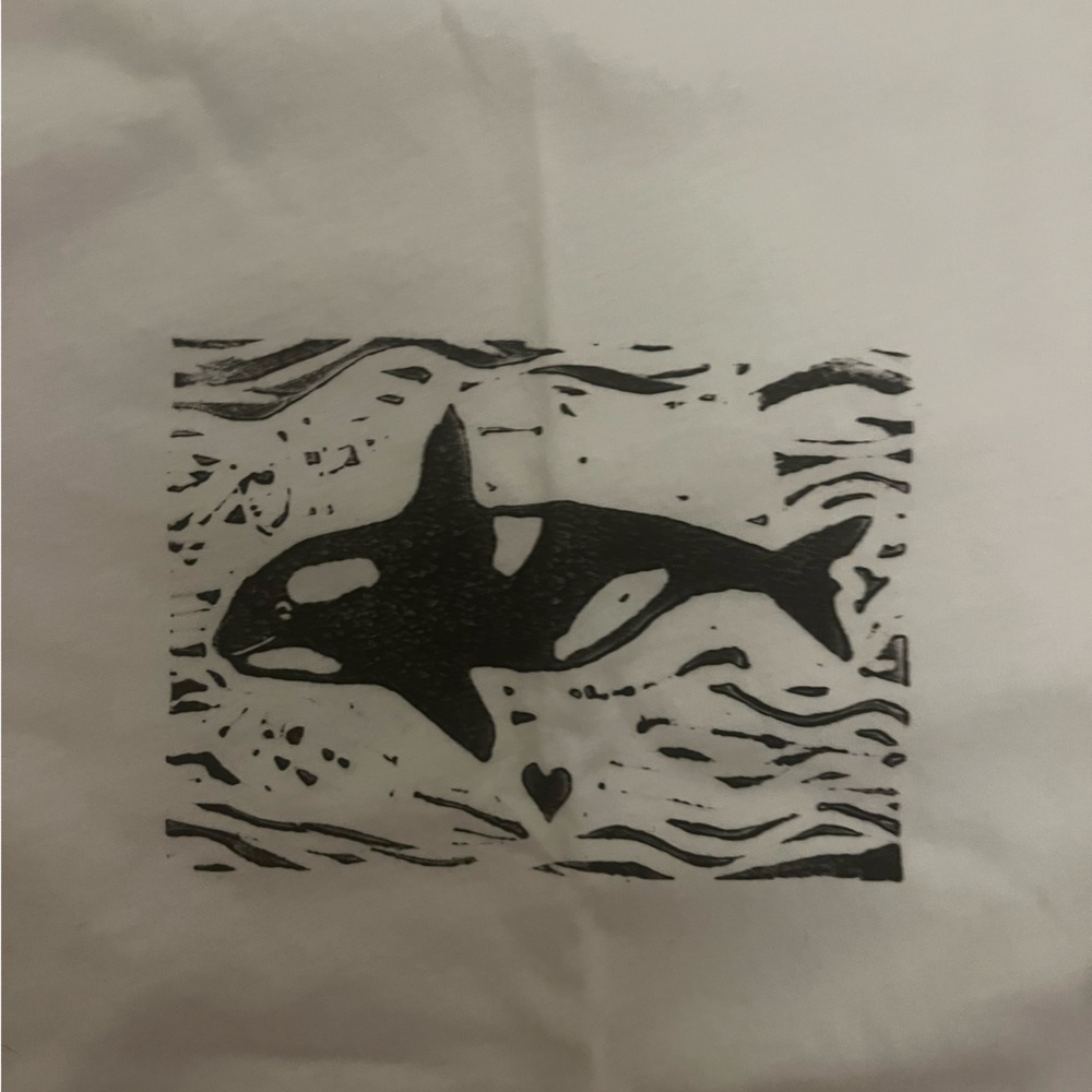 Custom block printed whale tee - Picture 3 of 3
